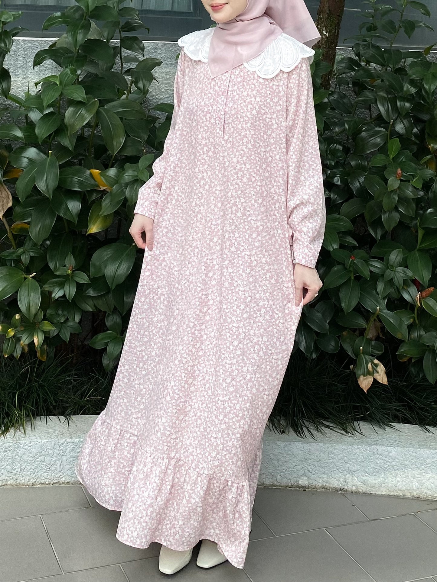 Rurose Dress in Blush