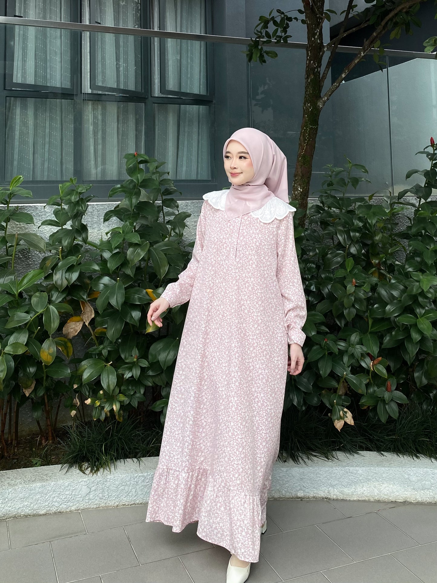 Rurose Dress in Blush