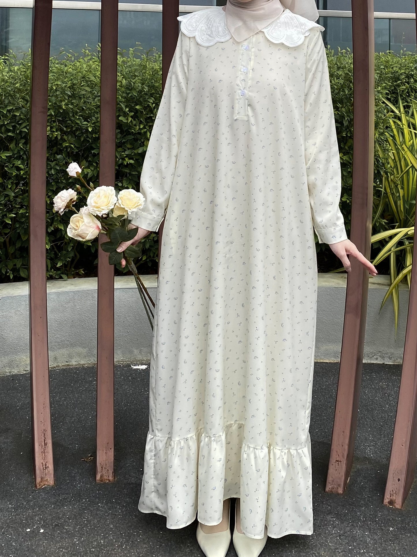 Rurose Dress in Cream