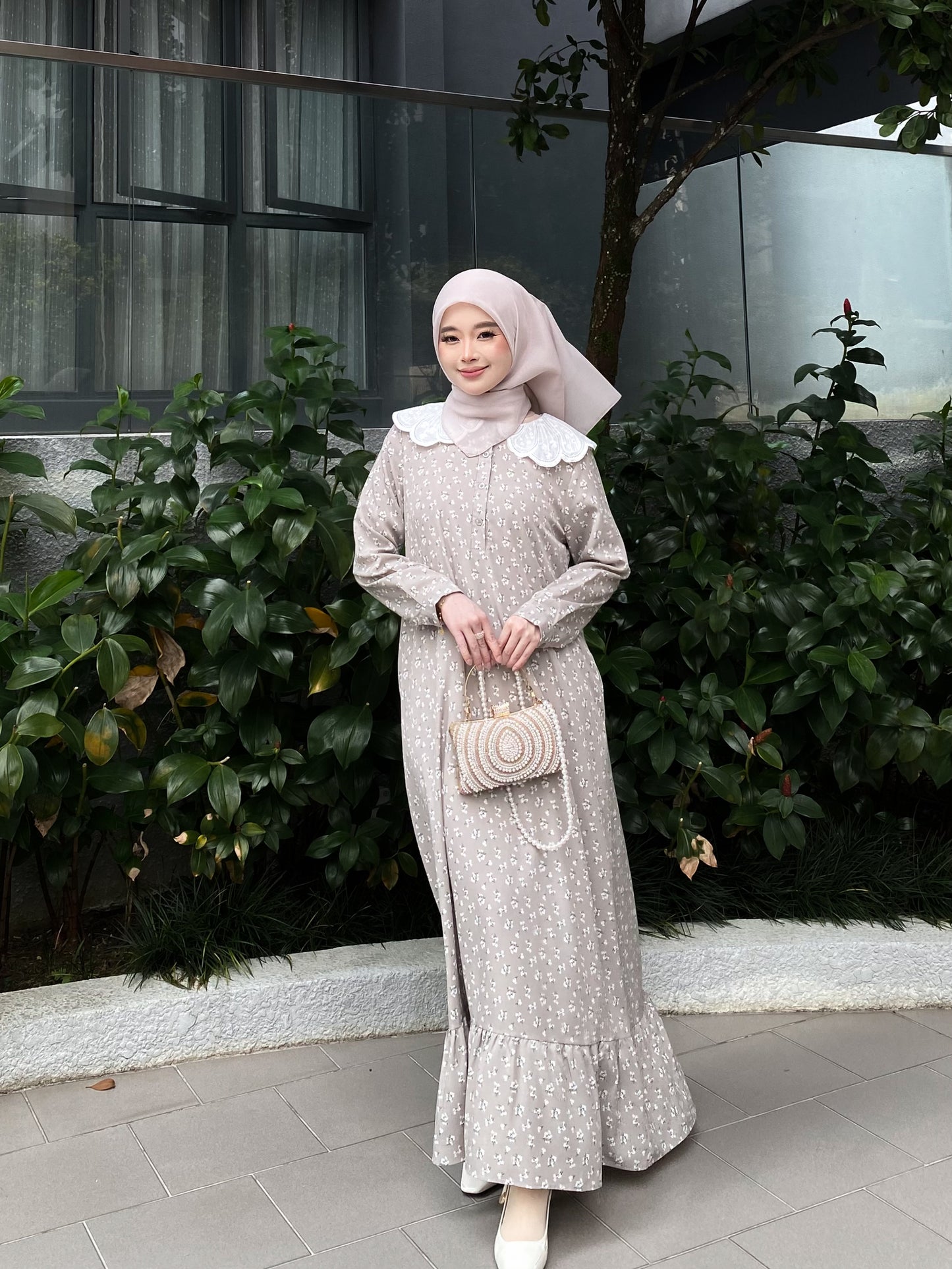 Rurose Dress in Dove