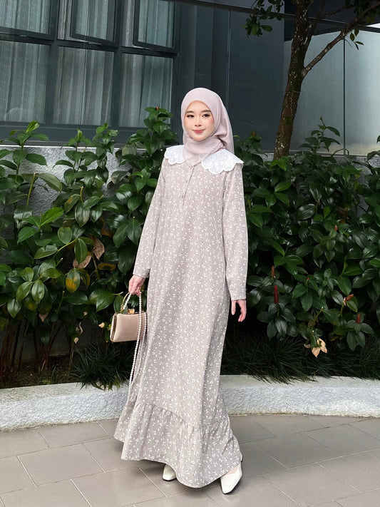 Rurose Dress in Dove