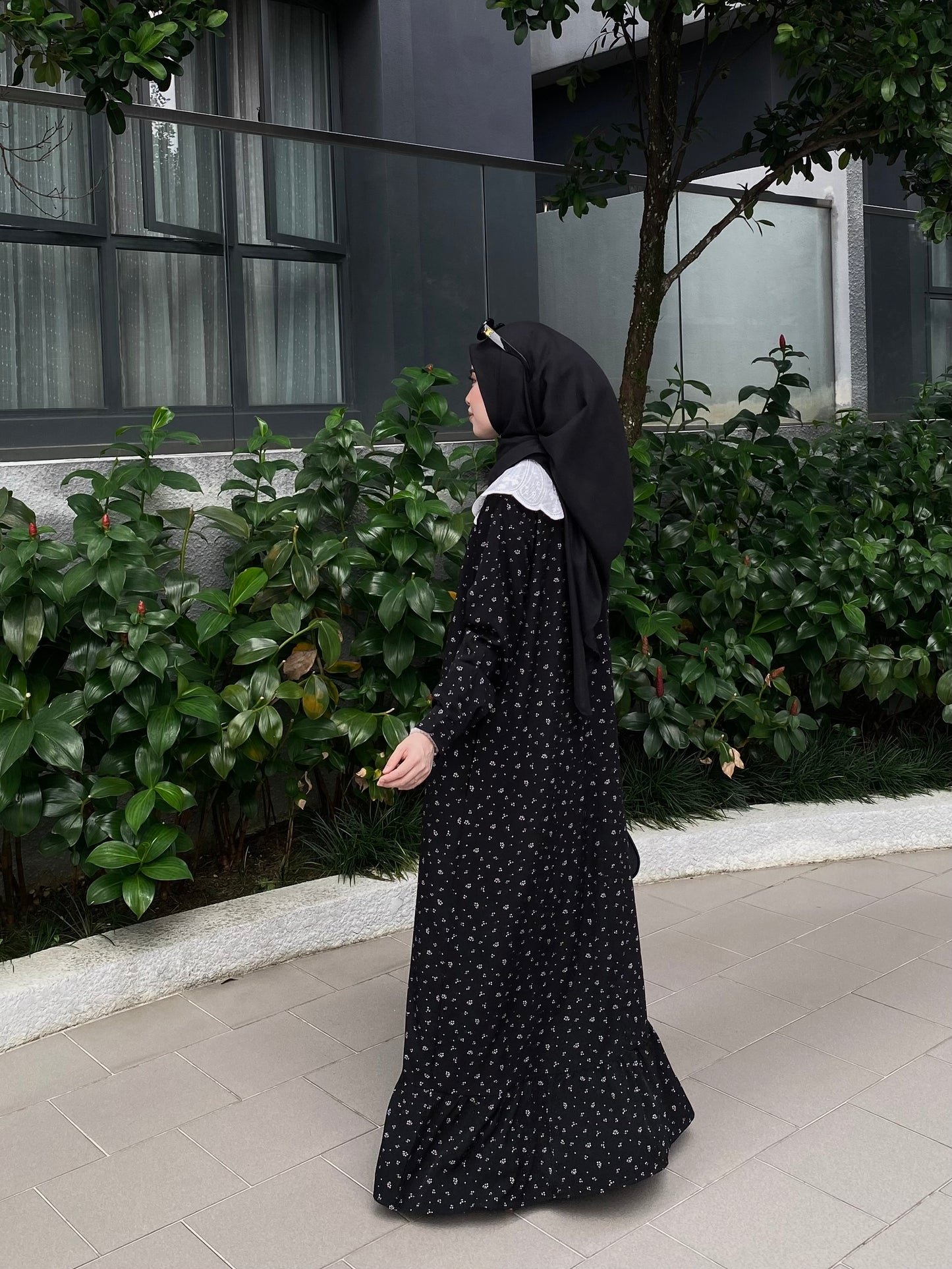Rurose Dress in Black